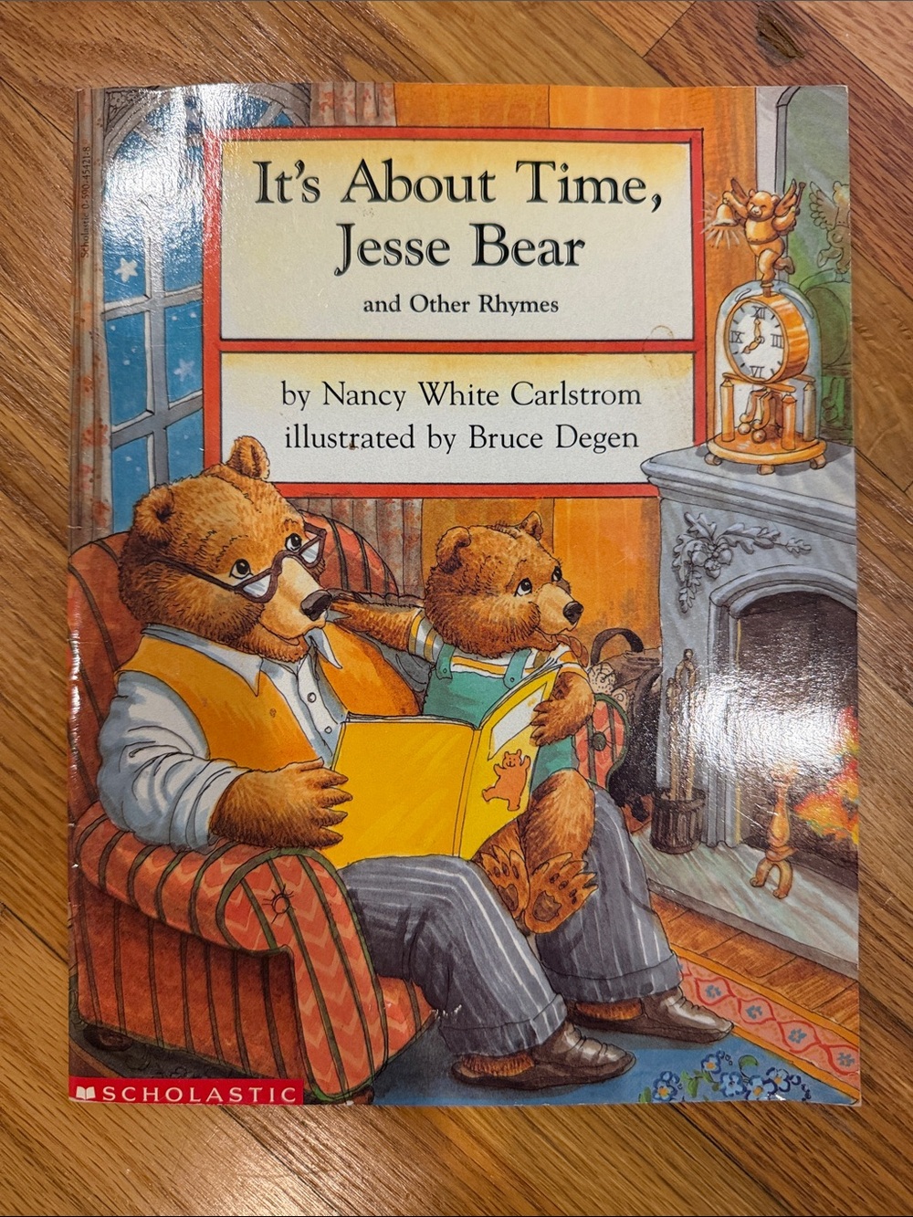 Scholastic Jesse Bear Storybook — Orange, Brown, Yellow Cover